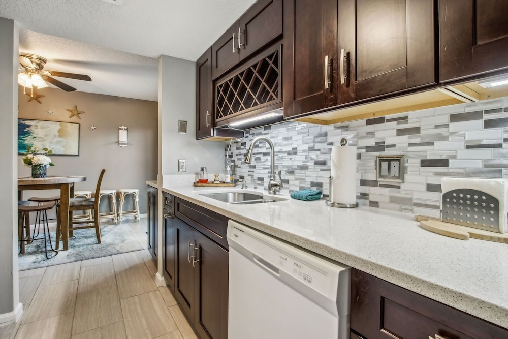 Fernandina Shores 6355 2 Bedroom Condo