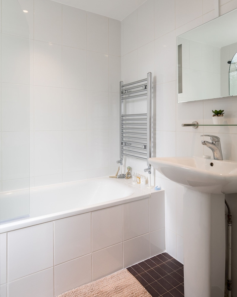 4 Bedroom Villa on Marble Arch