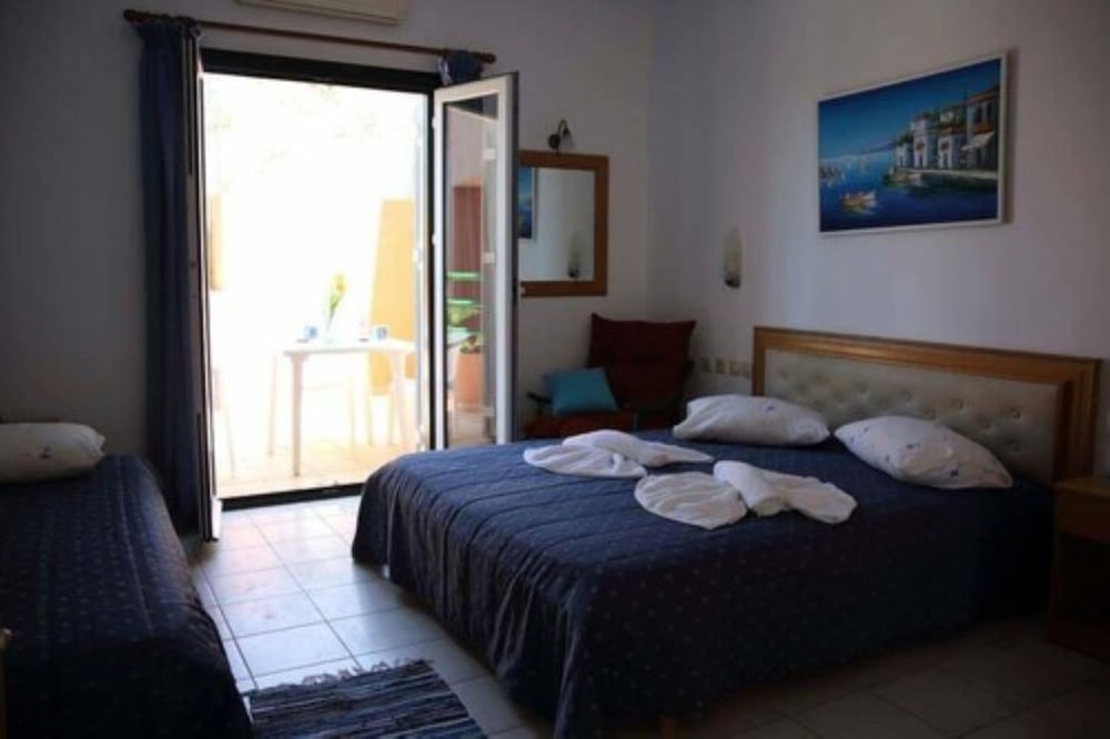 Photo 8