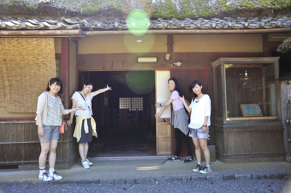 Miyama Futon & Breakfast Thatched Cottages