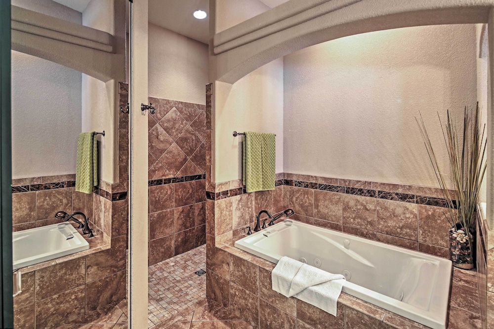 Private Pool: Mtn-view Lake Havasu City Retreat view 5