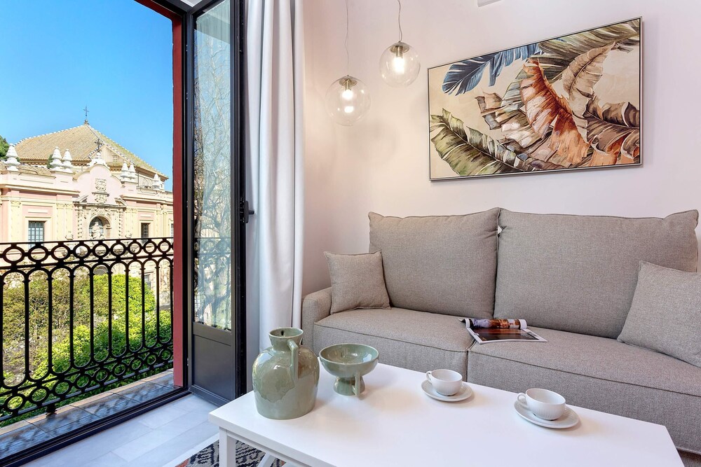 Exclusive Apartment in Seville.plaza del Museo 001