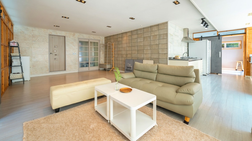 Geoje Inbito Pension