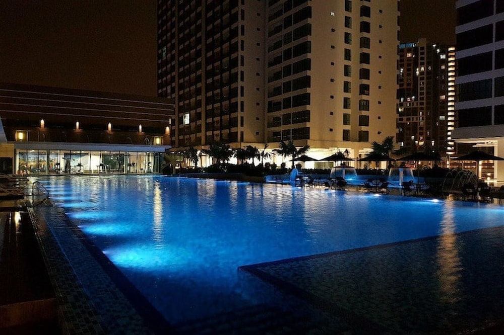 Amerin Residence Mall Apartments