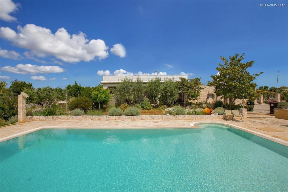 2402 Trullo Ventura by Perle di Puglia view 4