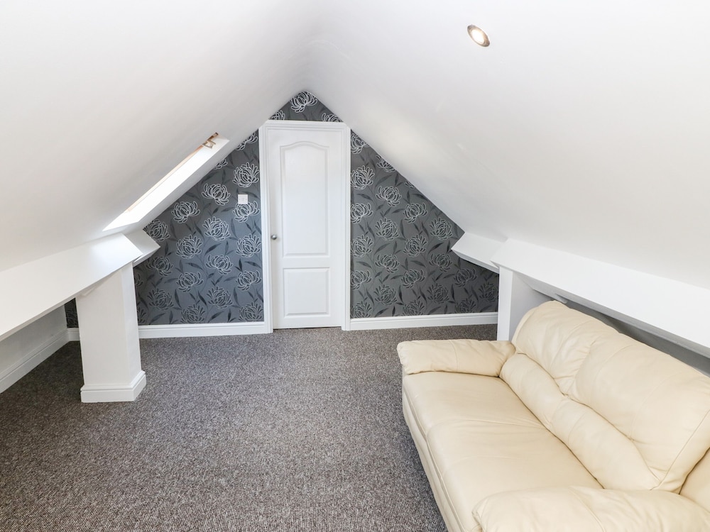 Felin Cottage