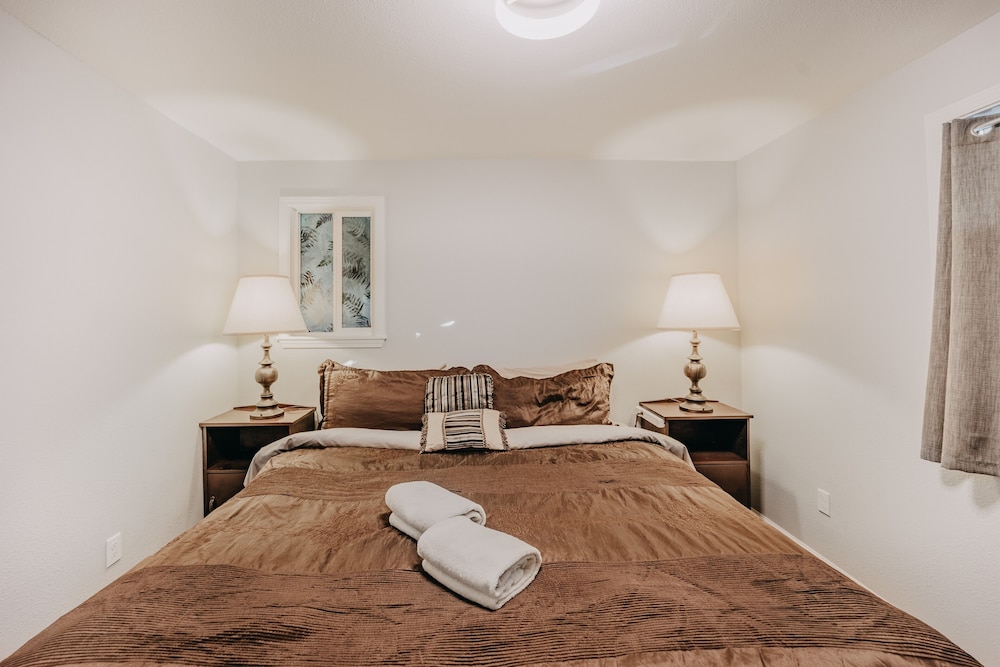 Snowline Cabin #49 - A Newly Remodeled Cabin Perfect for Your Family Retreat