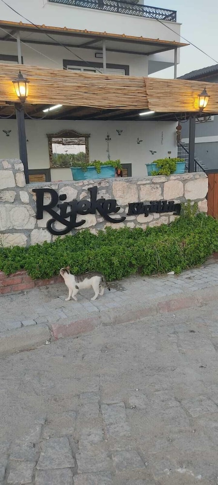Rijeka Kucukkoy Pansiyon