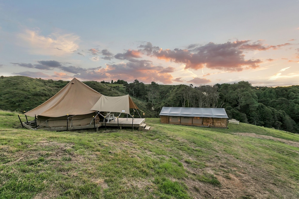 Luxury Under Canvas