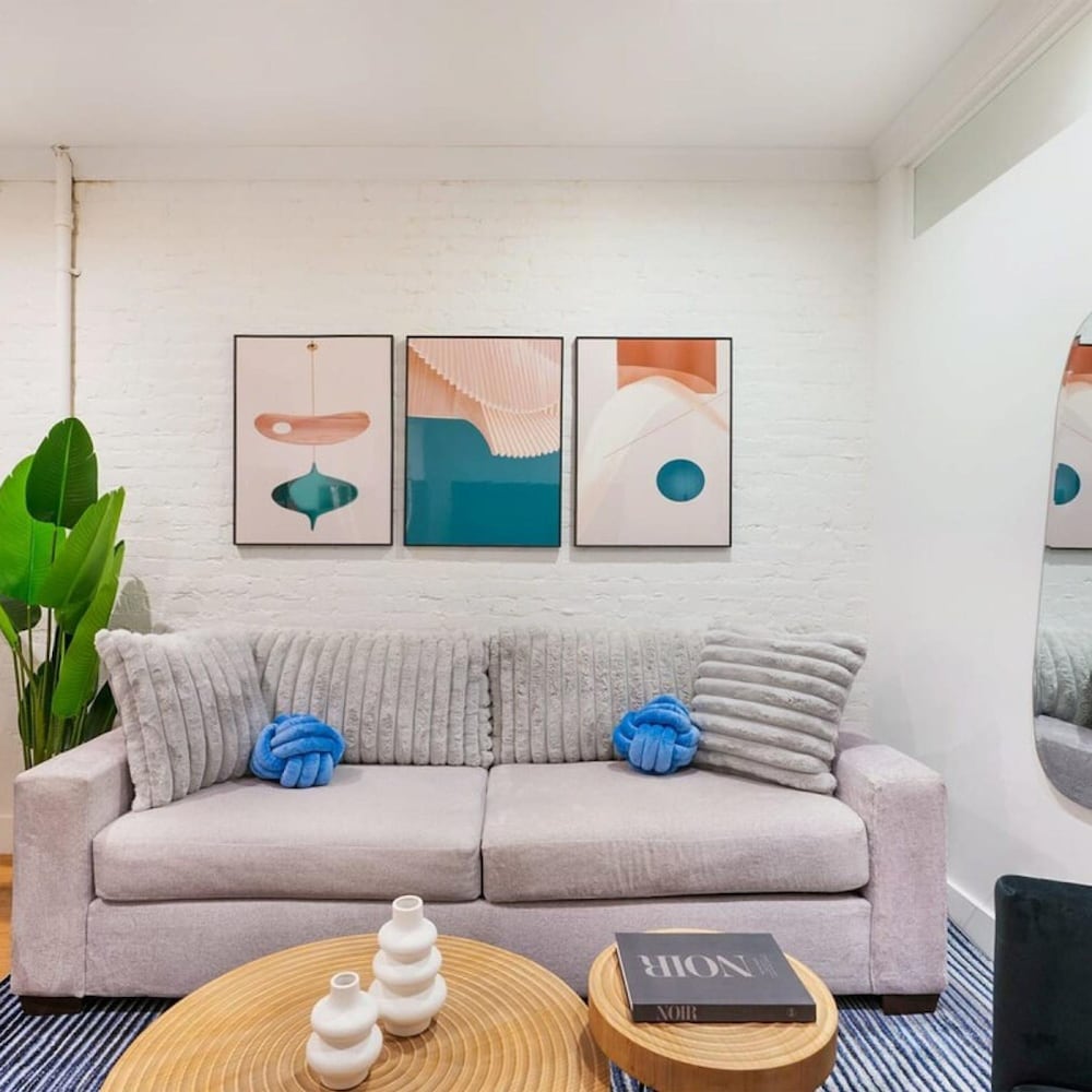1290-7 New Renovated 2 Bedrooms in UES