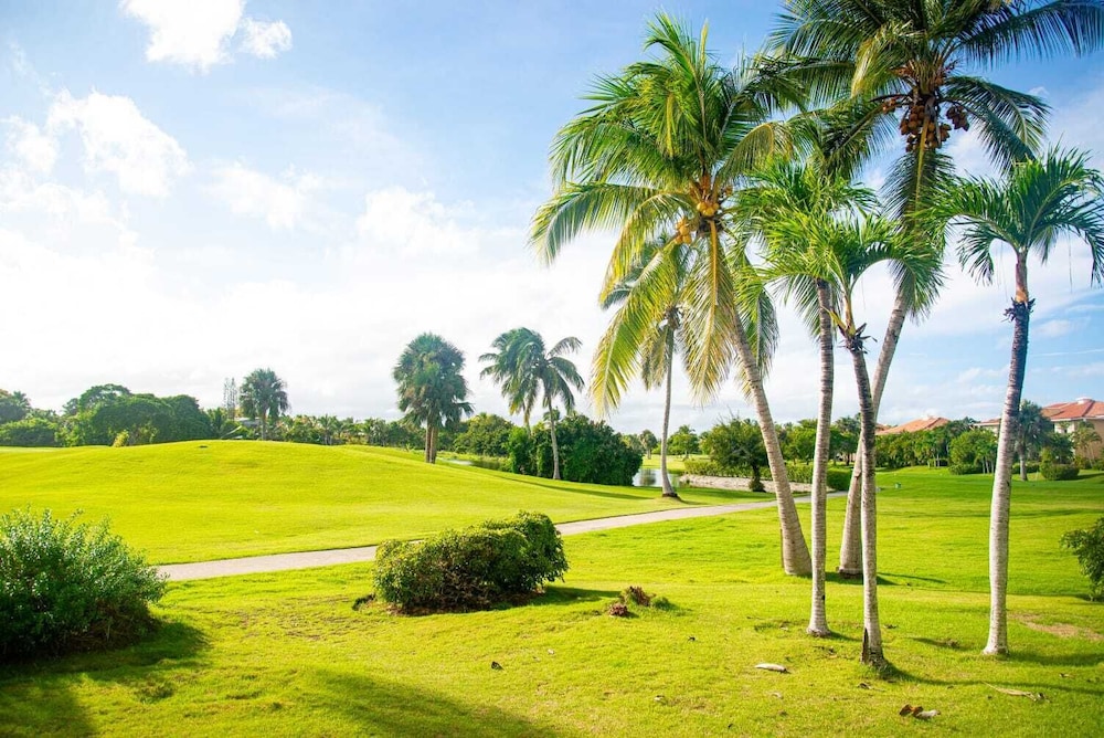 Cozy apartment at Cocotal Golf Suites