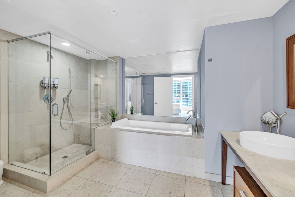 Icon Brickell