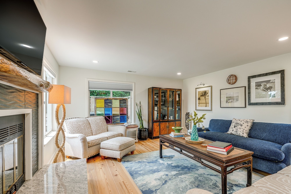 Private Beach Access & Hot Tub: Kitty Hawk Haven