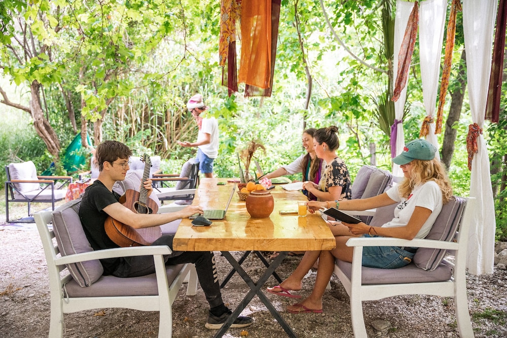 Butterfly Valley Beach Glamping Yiyecek A.Ş. - Image 33