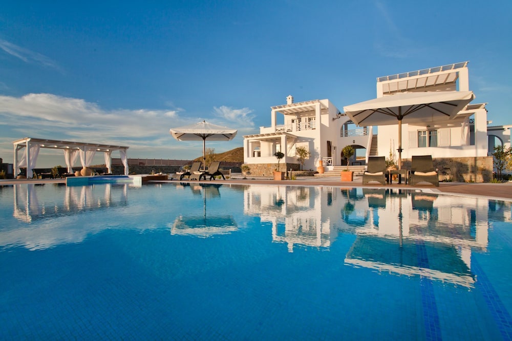 Miland Suites