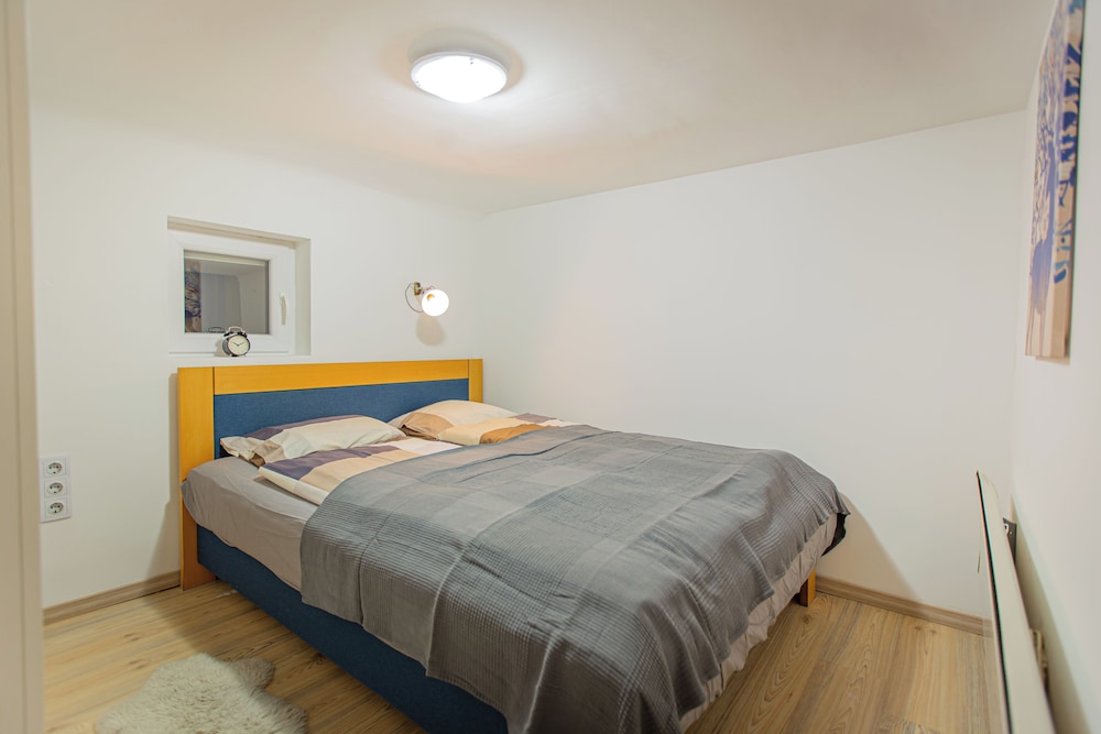 Cute gallery flat in Budapest Pearl view 2