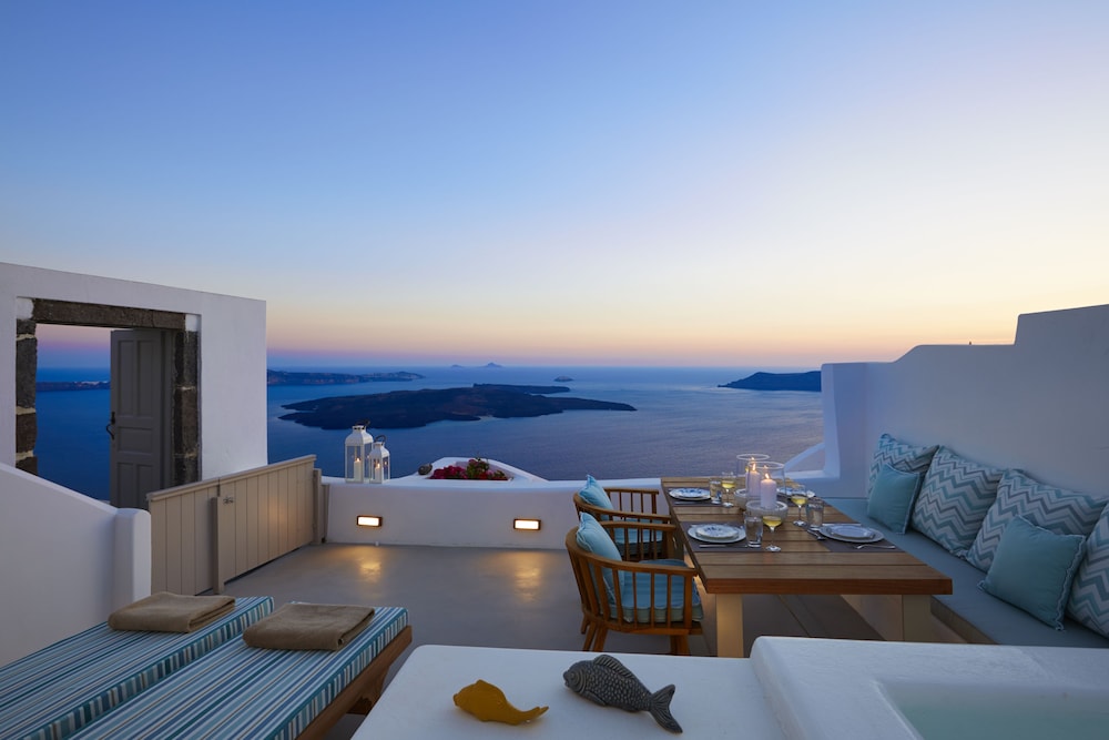 Olea Cave House
