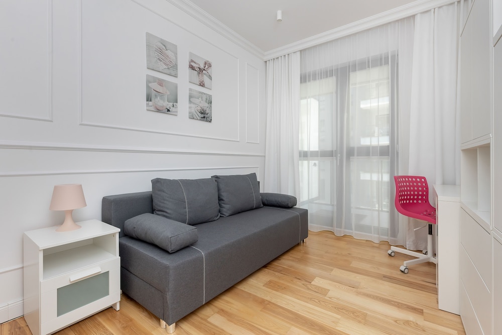 Apartment Skierniewicka 34 by Renters view 4
