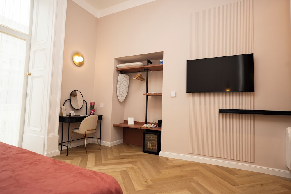 Boutique Luxury Suite