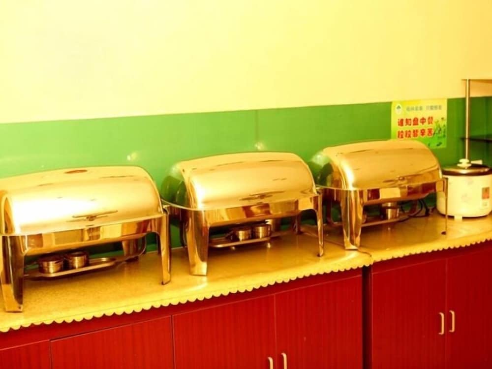 GreenTree Inn Jinan Pingyin Industrial Park Express Hotel
