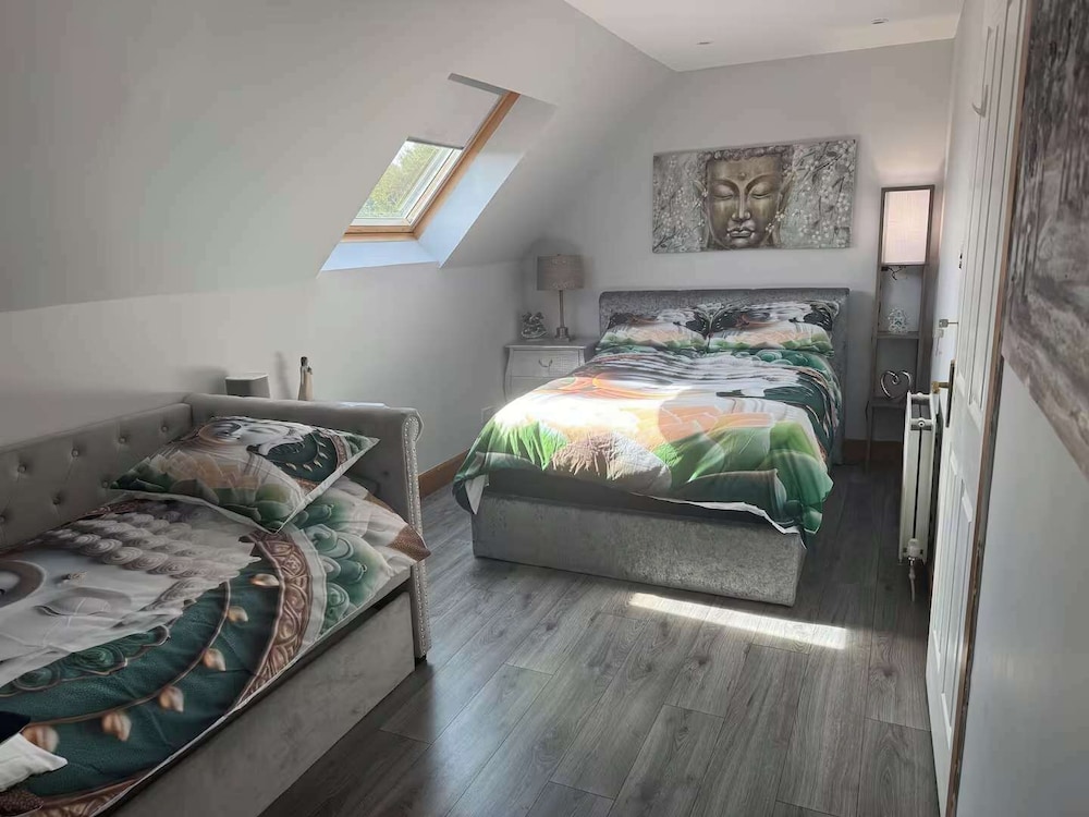 Shottskirk 5-bed Farmstay, Sleeps 13 With Hot Tub