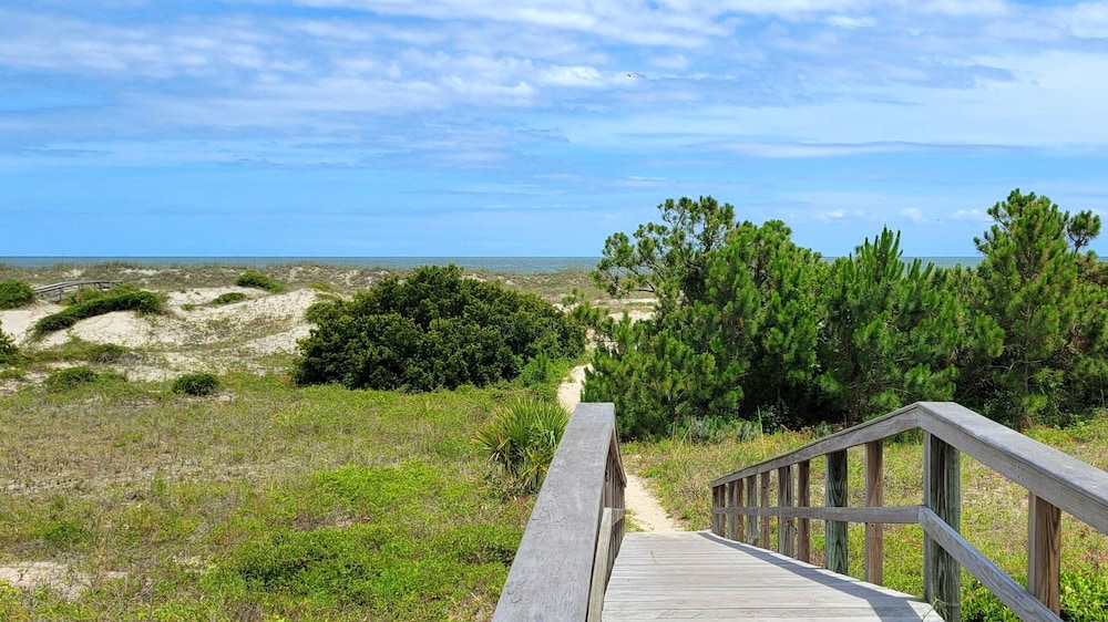 3 10th Place by Tybee Vacation Rentals
