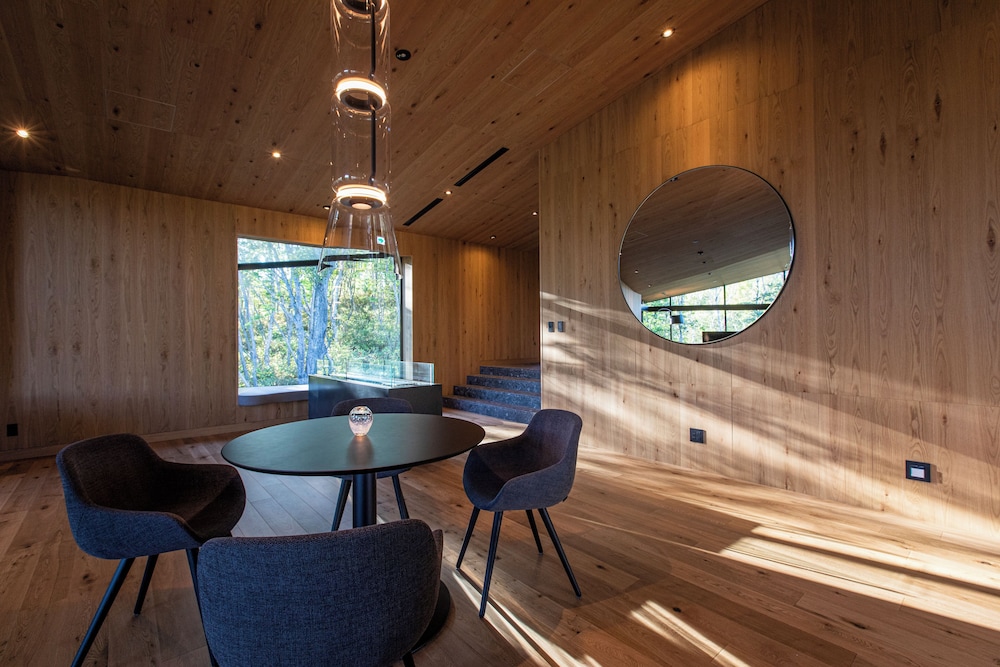 Hanaridge Residence 11 - Image 2