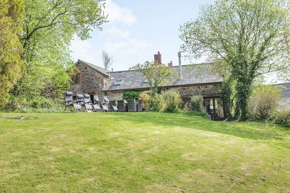 Hazel Barn