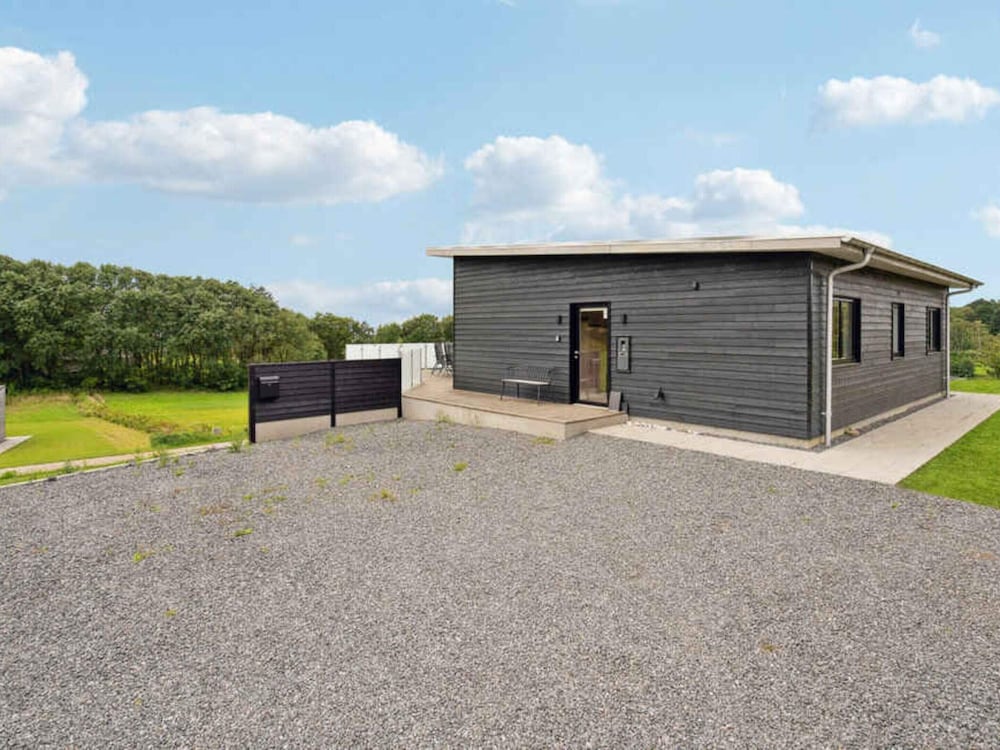 5 Star Holiday Home in Spottrup