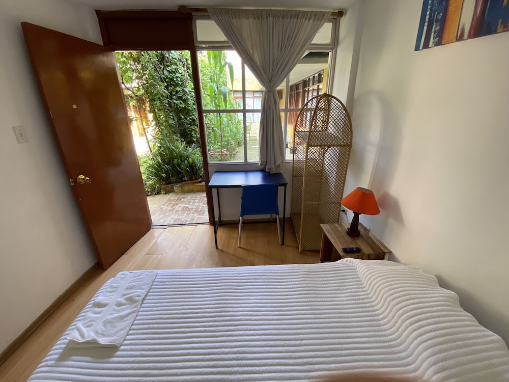 Hostal Alcalá