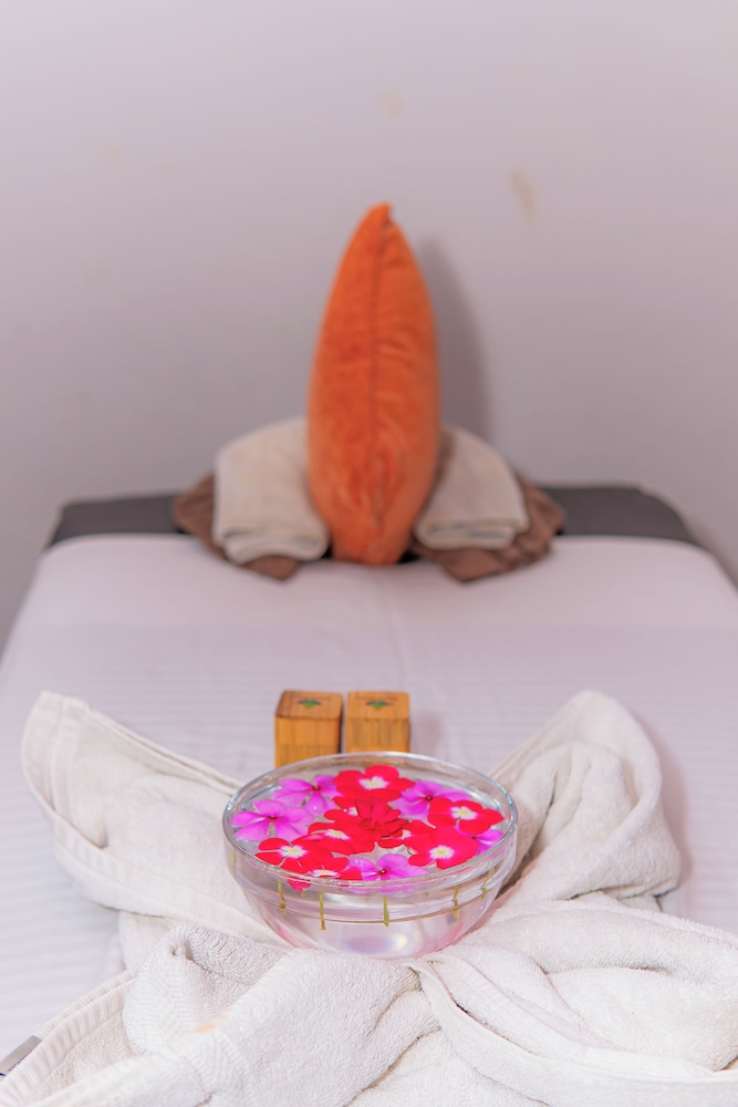 Moonlight Resort and Spa