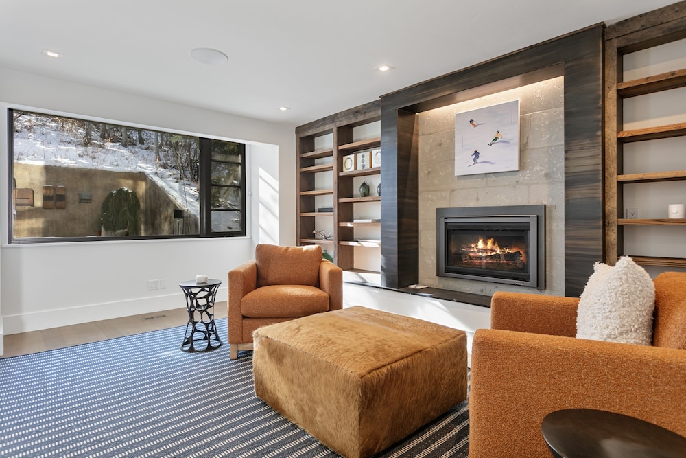 656 Coalition View Court - Private Home With Spa 4 Bedroom Home