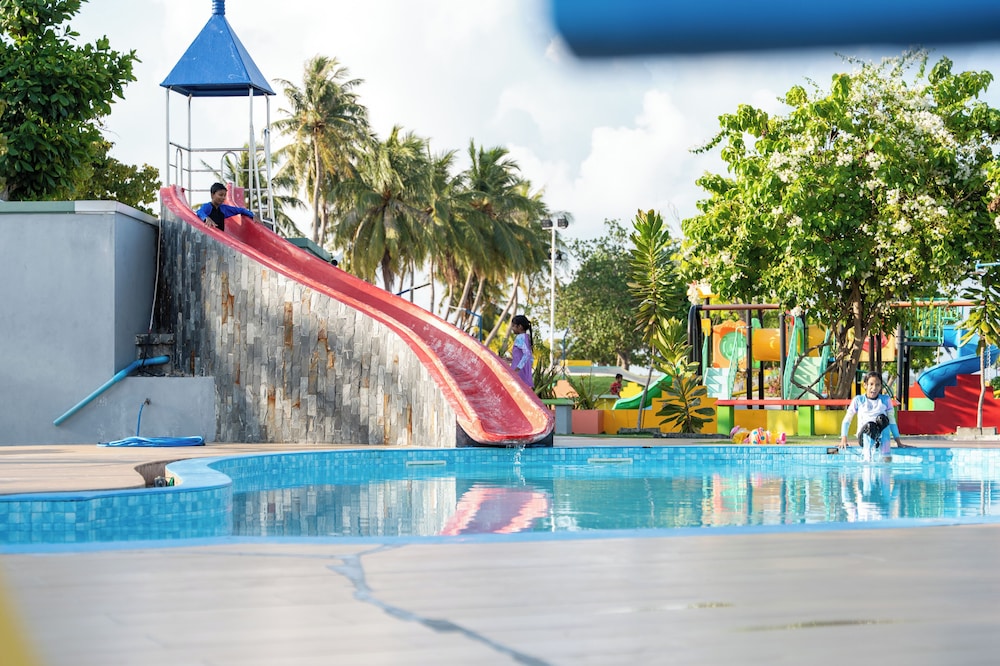 SEASUNBEACH MAAFUSHI