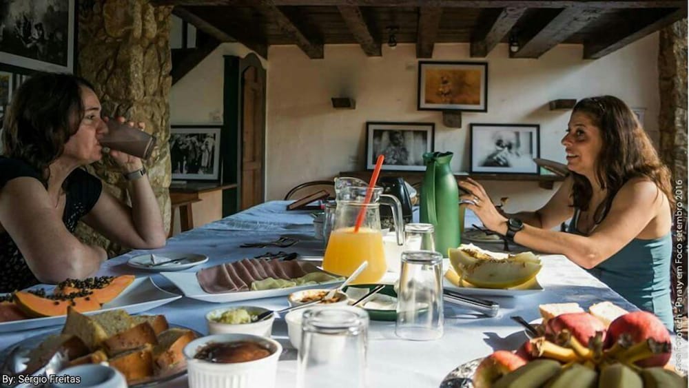 Pousada Divina Casa Suites and Beds