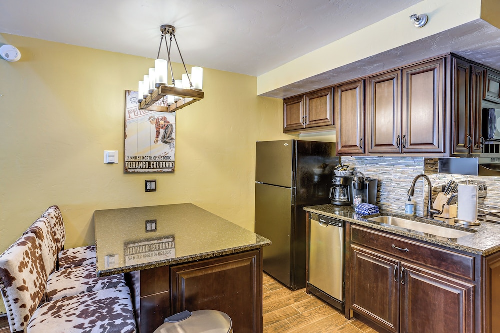 Mtn-view Gem in Durango w/ Community Perks