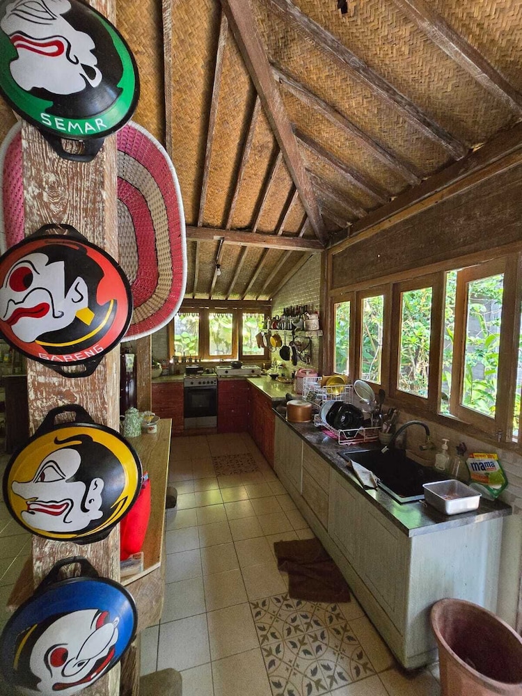 Eyang Residence Limasan Kebon Dalem