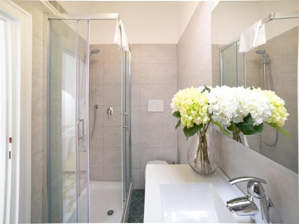 Grand Master Suites
