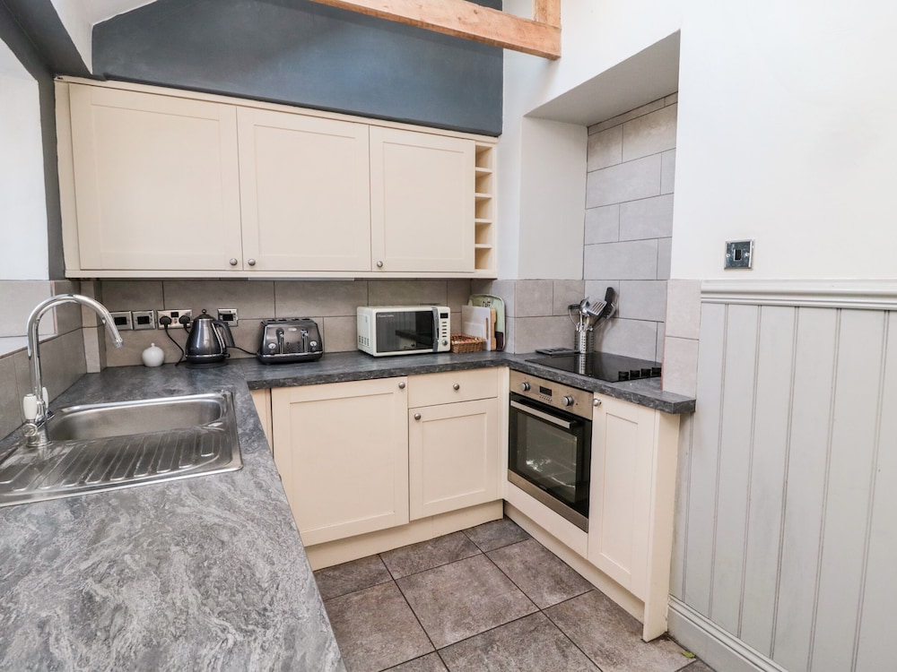 Gamekeepers Cottage