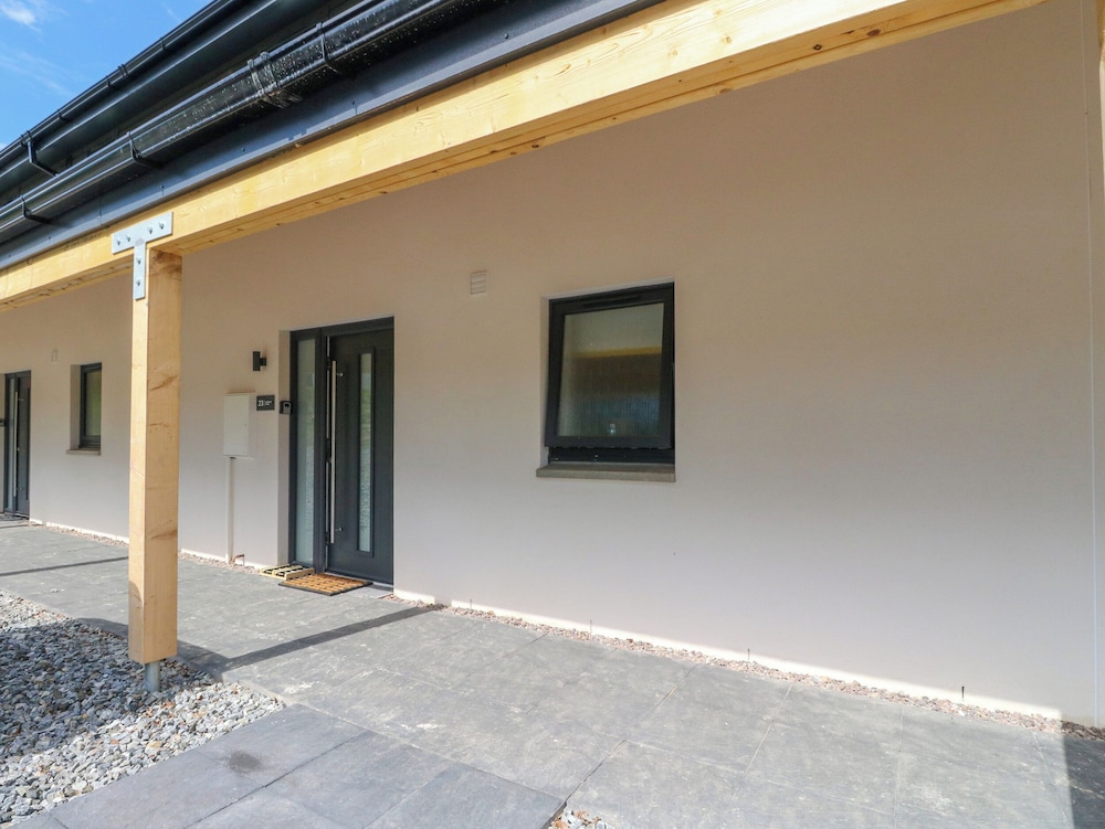 Oakbank Mews