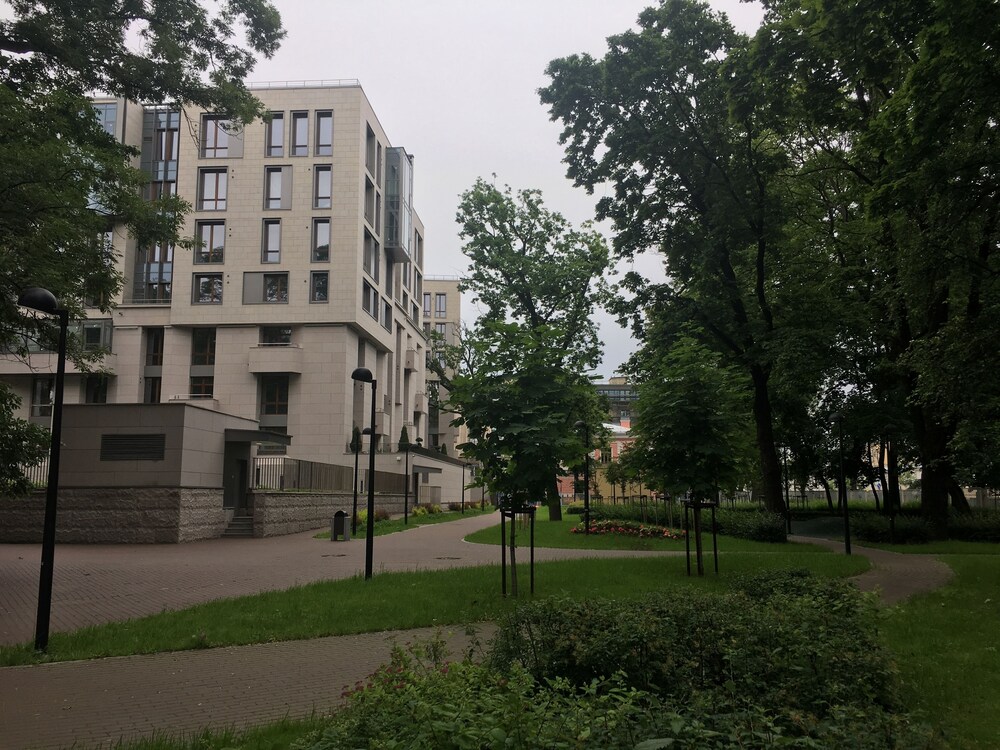 Smolny Park Suite