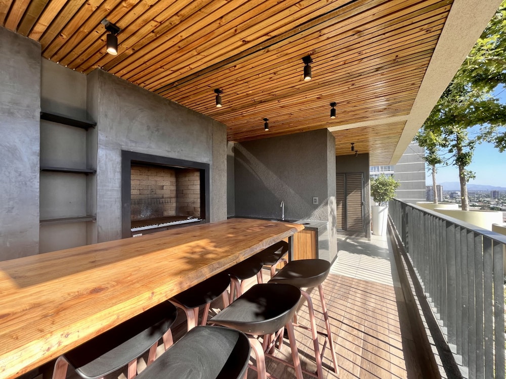 Urbano Art Stico Santa Elvira Laundry Parking Terrace