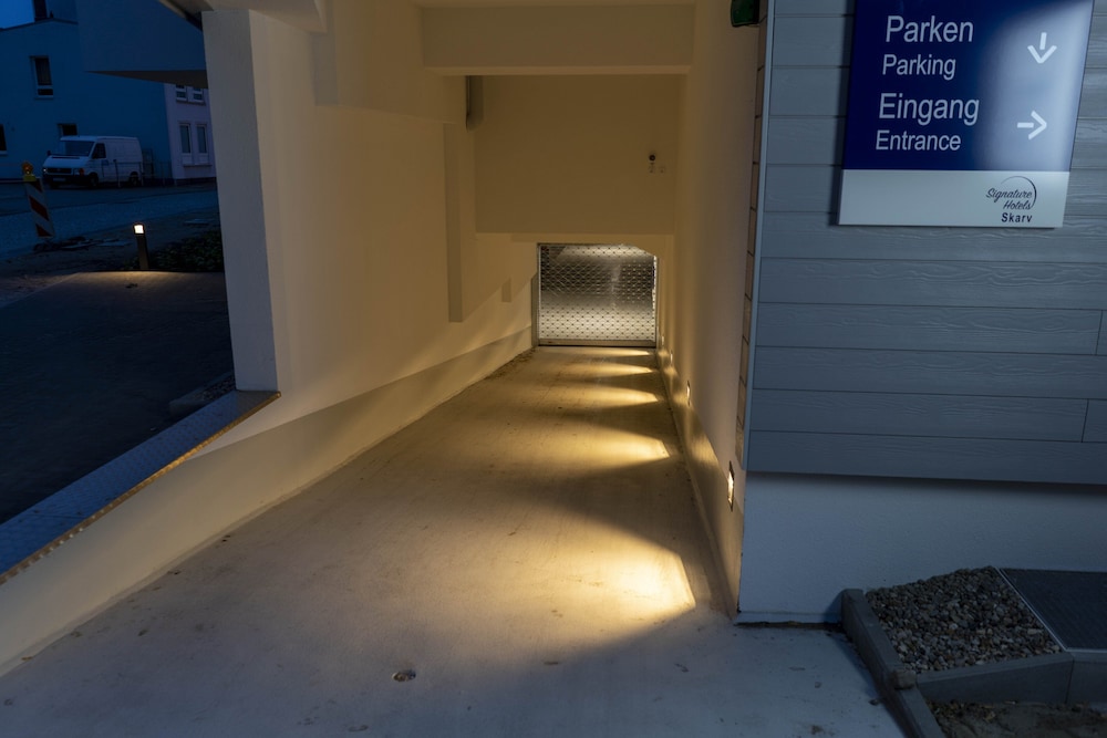 Signature Hotel Skarv - Property Image 18