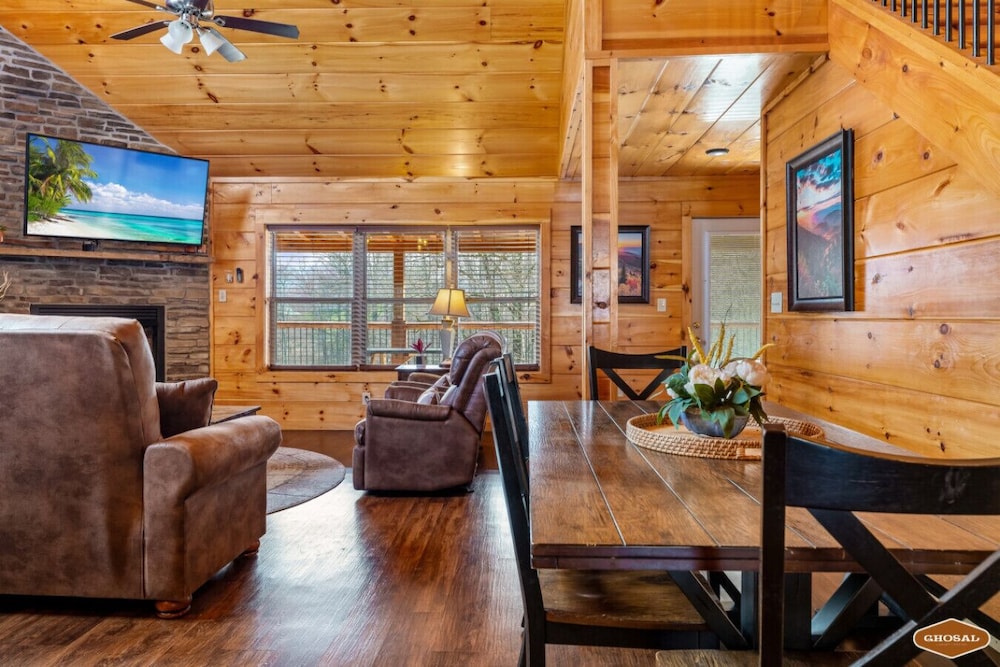Lovers Suite by Ghosal Luxury Lodging
