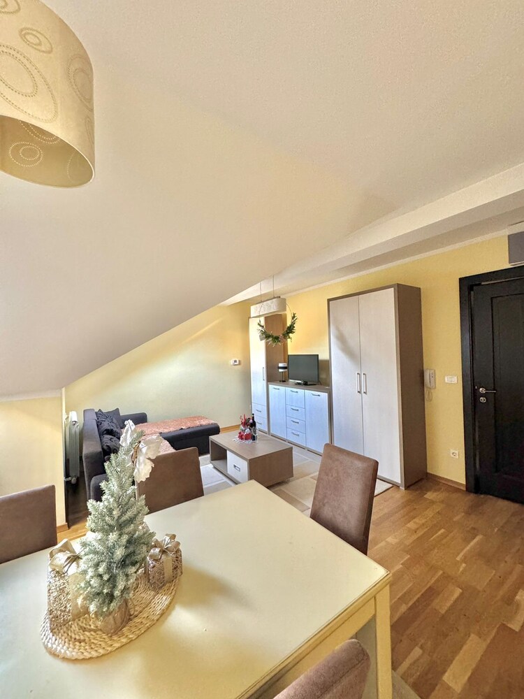Green Hill Zlatibor Apartment