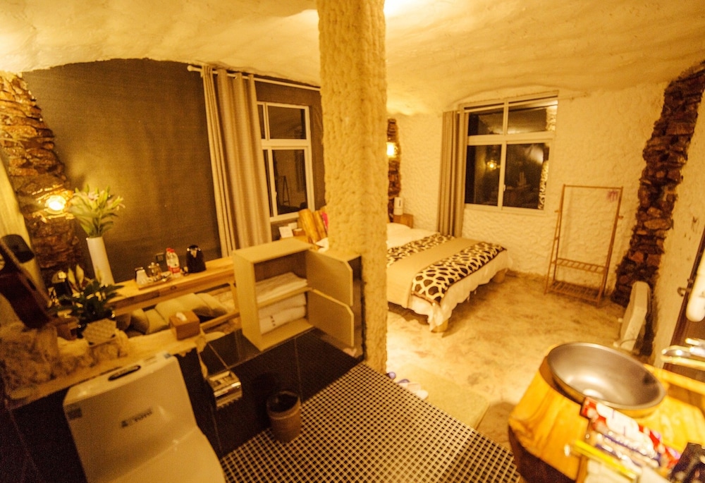 Photo 20