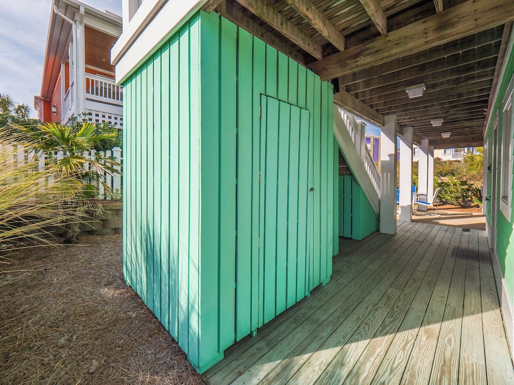 1 Pleasure Island Kure by Carolina Retreats