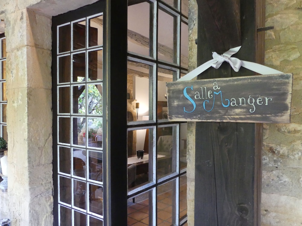 Le Noyer Residence - Property Image 44