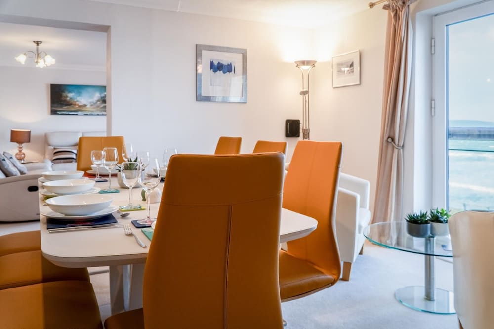 13 St Bride's Bay View - 4 Bedroom - Broad Haven