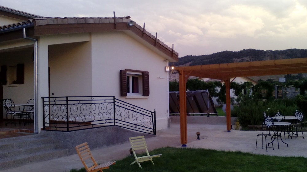 Les Jardins D'Azrou