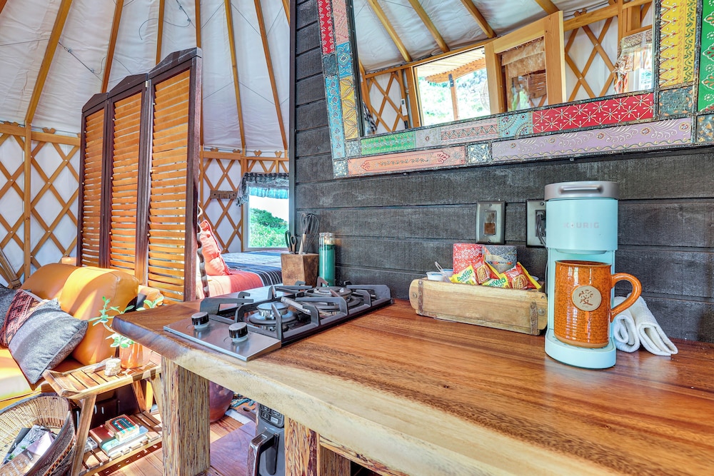 Mystical Mongolian Yurt in Fallbrook w/ Views!